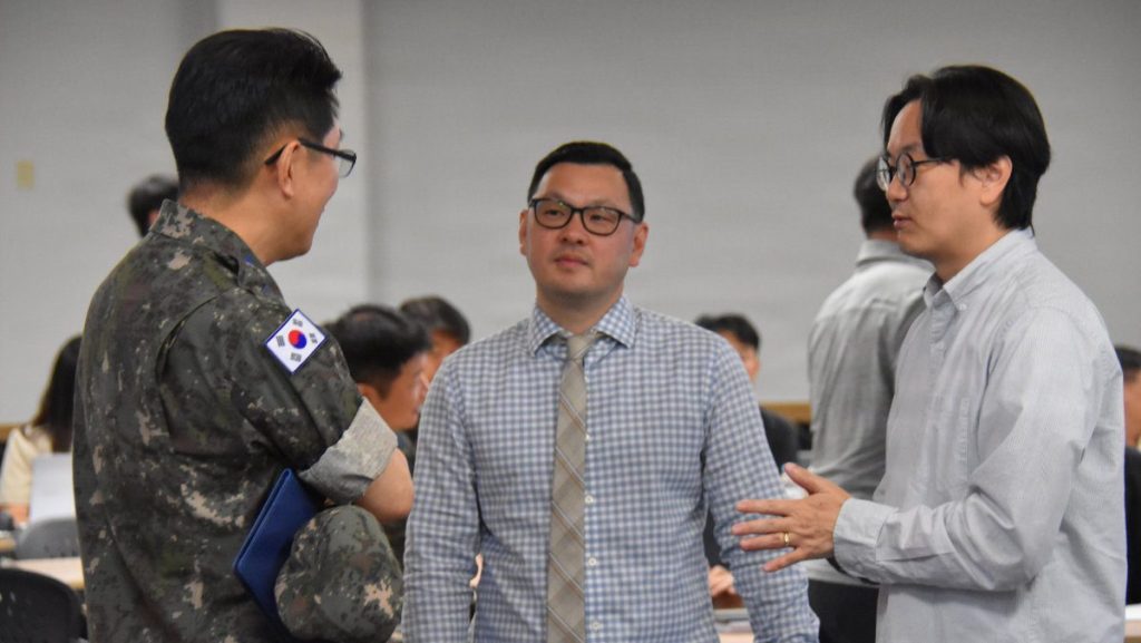 David Chai, deputy district engineer and chief of Programs and Project Management Division (DPM), U.S. Army Corps of Engineers – Far East District, and Col. Kim, You-hwan, U.S. Forces Korea Program Division Chief, Republic of Korea Ministry of National Defense – Defense Installations Agency, meet for a symposium on June 1, 2026, at Camp Humphreys, South Korea. This continues a series of workshops launched in 2025 to foster a better understanding of execution processes and regulations for both FED and MND-DIA. USACE PHOTO BY RACHEL NAPOLITANO